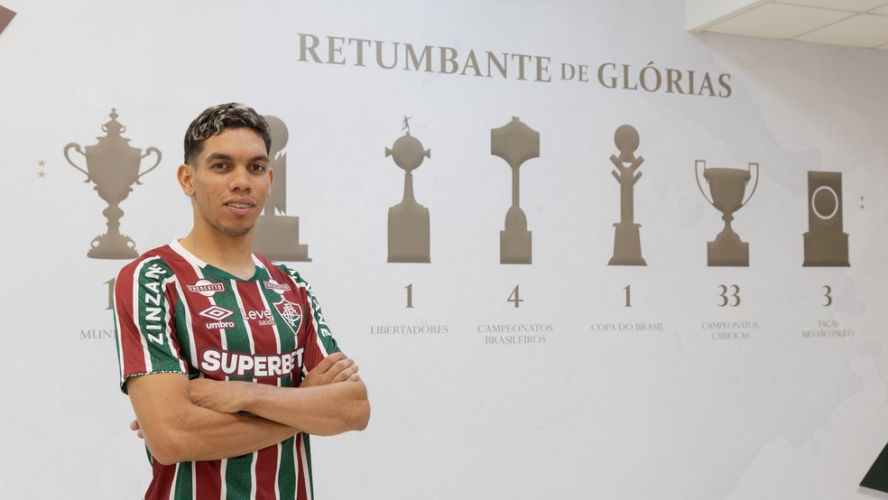 Paulo Baya é anunciado pelo Fluminense — Foto: Marcelo Gonçalves/FFC